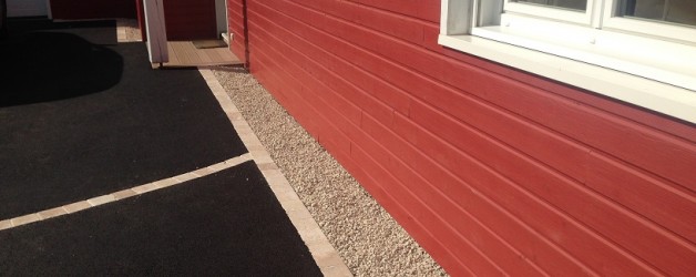 Cour en enrobé au Bernard en Vendée